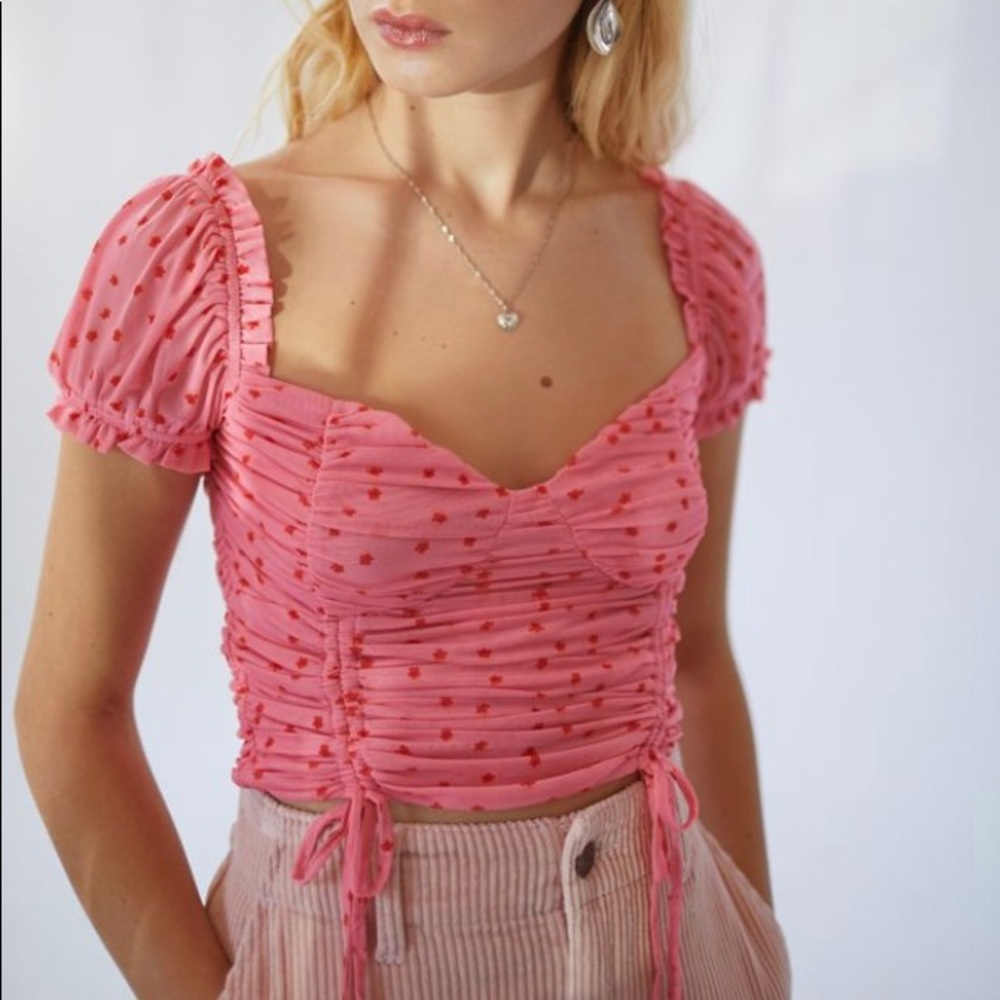 not selling ISO this exact tiger mist toronto top!